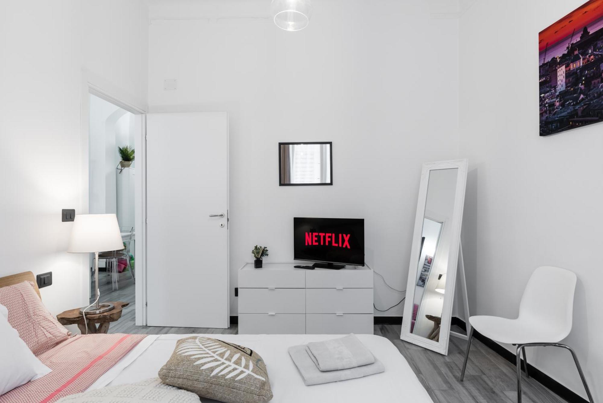 Acquario 5 Minuti, 1Br , Free A-C, Wifi & Netflix "City Center" By Tilo Генуя Екстер'єр фото